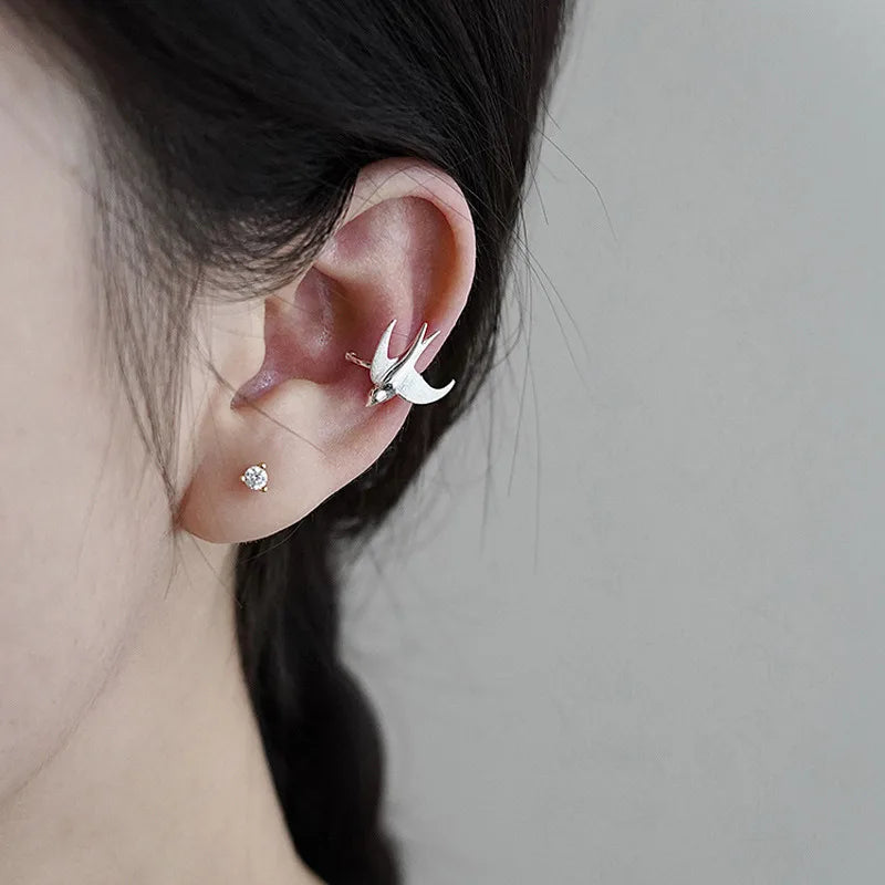 Newly Arrived Swallow Bird Clip on Earrings for Girls Cute Animal Chinese Style National Tide Earring Ladie Fashion Jewelry Gift