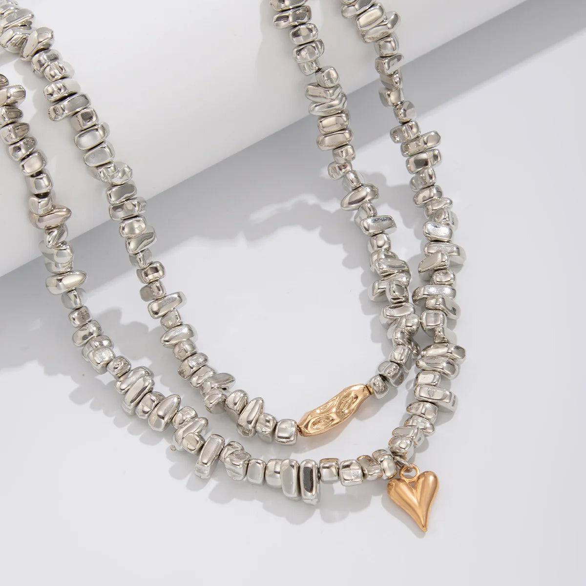 Retro Simple Heart shaped Pendant Necklace 2025 Multi layer Sweet Creative Irregular String Style Girl Fashion Birthday Jewelry